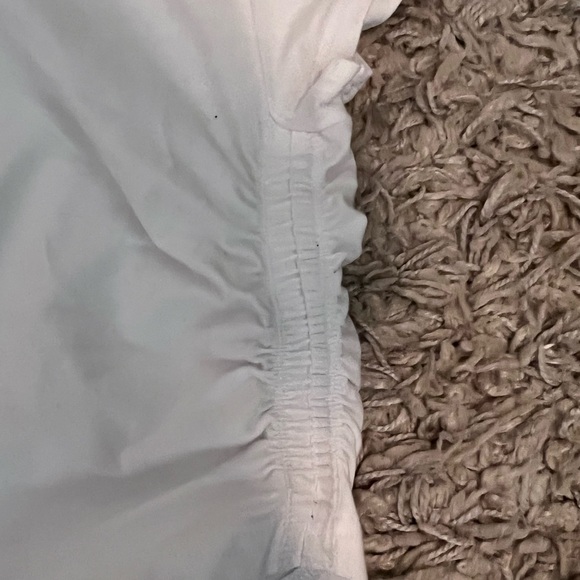 Aritzia TNA | white ribbed crop top - Picture 2 of 3